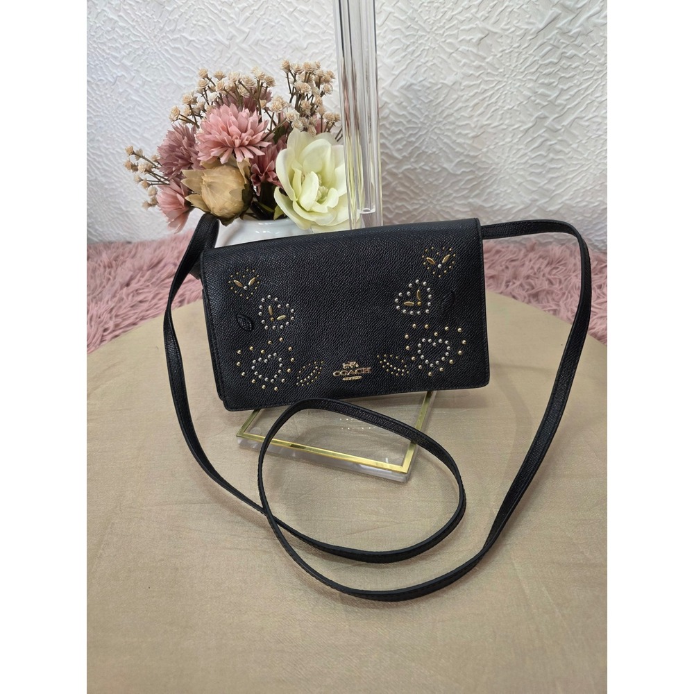 COACH Crossbody Clutch Women Small Black Excellent Heart Bandana Rivets F55615